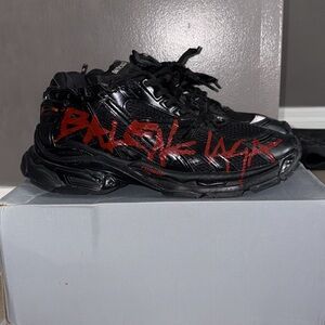 Balenciaga Men's Black and Red Sneakers